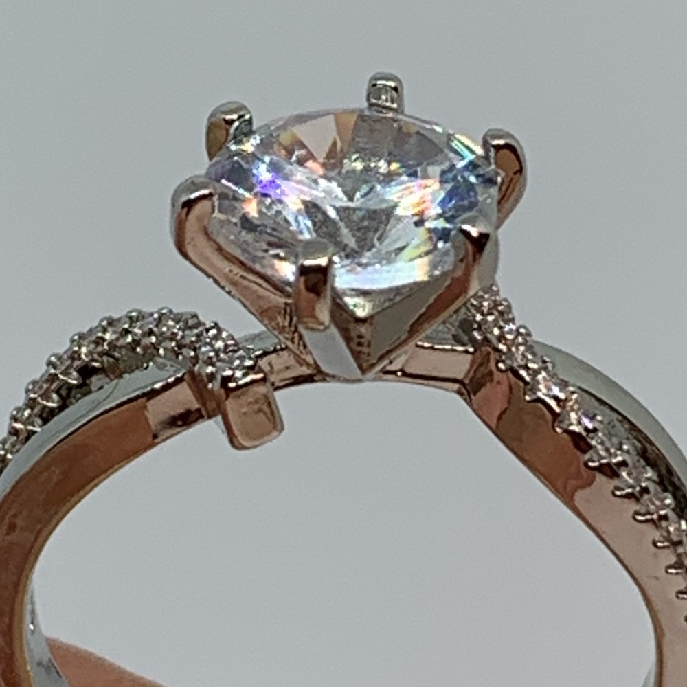 WHITE SAPPHIRE SOLITAIRE 6 PRONG RING - Picture 6 of 6